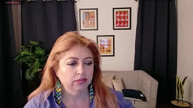 MilfArlet on StripChat