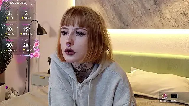 MilkMeSoftly on StripChat