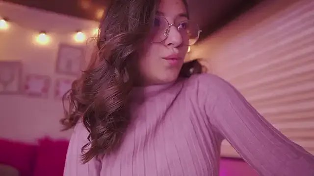 milly_kenner on StripChat