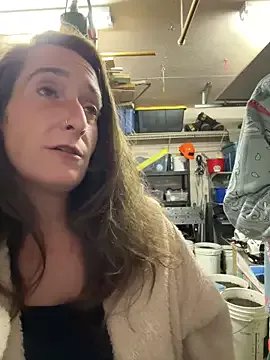 Mini_And_The_Bear on StripChat