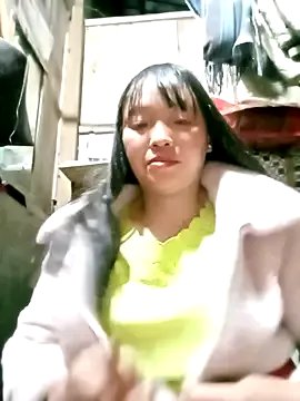 Minkine022 on StripChat