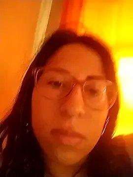 MirandaSingle on StripChat