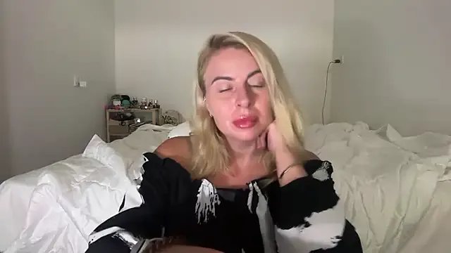 Miravynn on StripChat