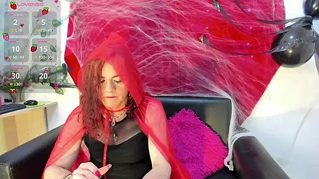 Mishell_Bons on StripChat