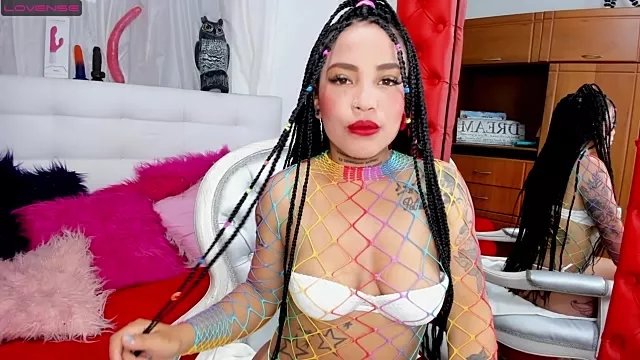 miss_vaiolette on StripChat