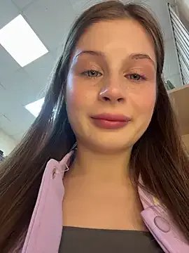 mmelicious on StripChat