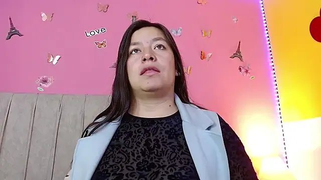 monick_hot on StripChat