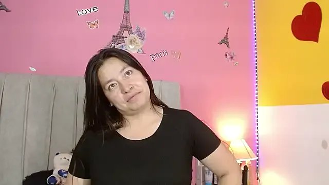 monick_hot on StripChat