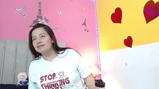 monick_hot on StripChat