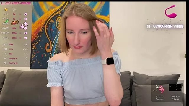 MonikaBos on StripChat