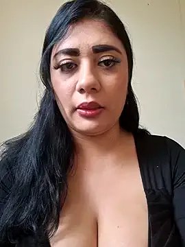 Monse--145 on StripChat