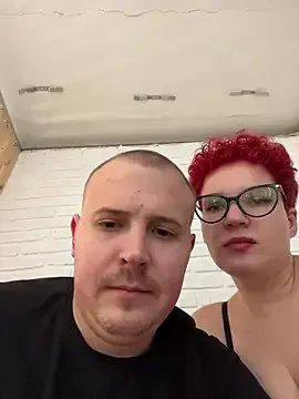 MrMrsRight on StripChat