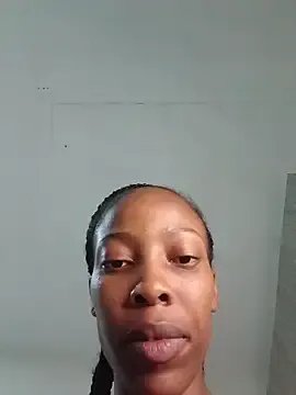 MsParisSmith on StripChat