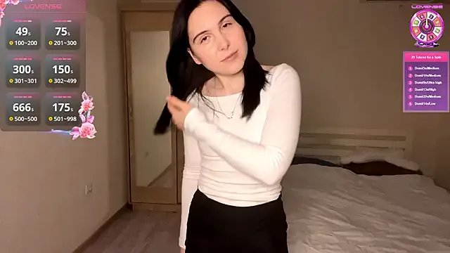 MyraLitterers on StripChat