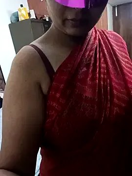 Naughty-Nancy on StripChat