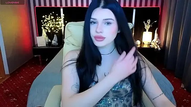 Neyla_Charm on StripChat