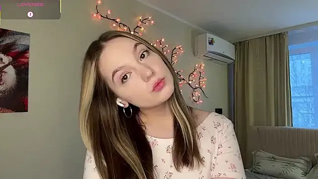 NguyetHankey on StripChat