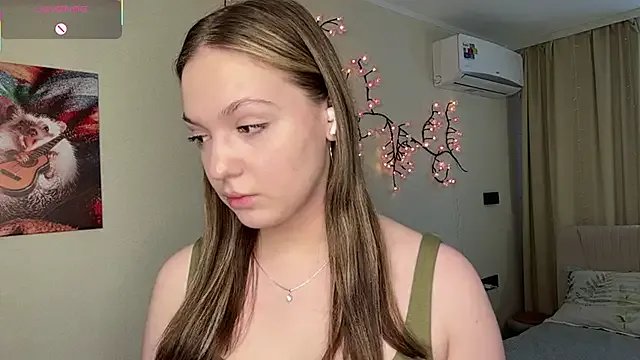 NguyetHankey on StripChat