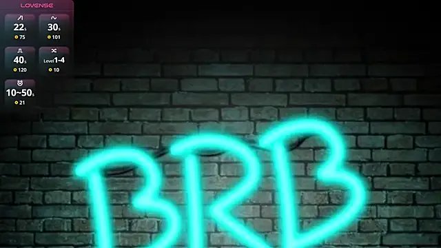 Nickari on StripChat