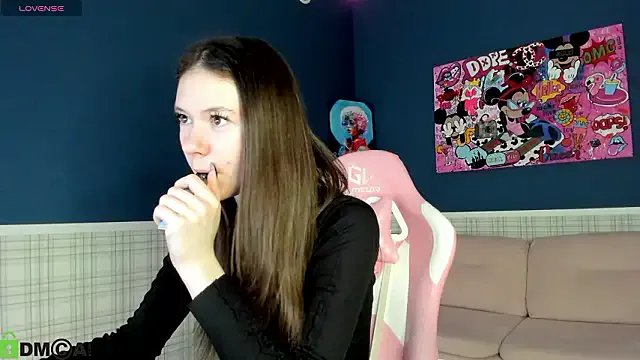 Nicole_Charm on StripChat