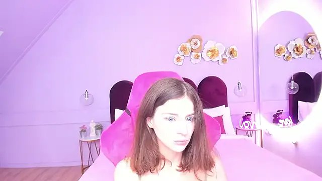 NikkaBush on StripChat