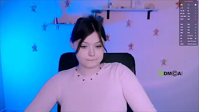 nikole_kitt on StripChat