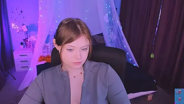 nikole_kitt on StripChat