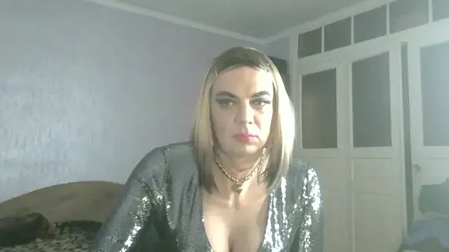 NiraFrost on StripChat