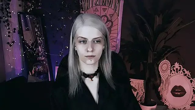 Noah_ElmerX — ass teasing... take a butt plug in hehe!