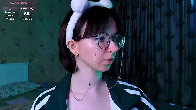 Nora_Failure on StripChat