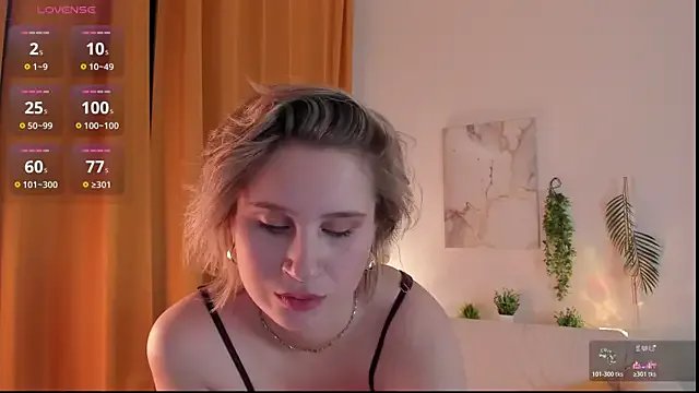 odelynbrower on StripChat