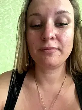 OlgaBuzzz on StripChat