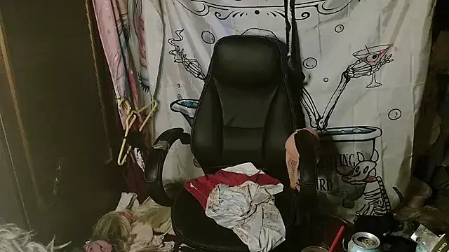 Ombeline1 — 30 flogging