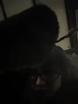 Only_April — SCARED BUT HORNY PUSSY RUB IN PUBLIC