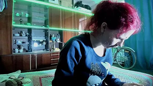 pa1e_pr1ncess on StripChat