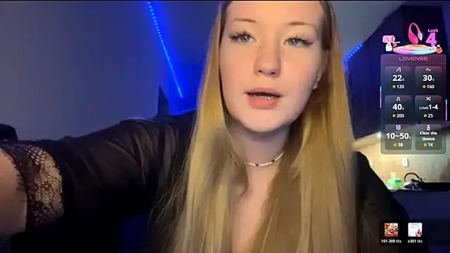 PandaFluff on StripChat