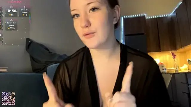 PandaFluff on StripChat