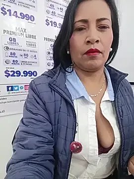 PAULA20- on StripChat