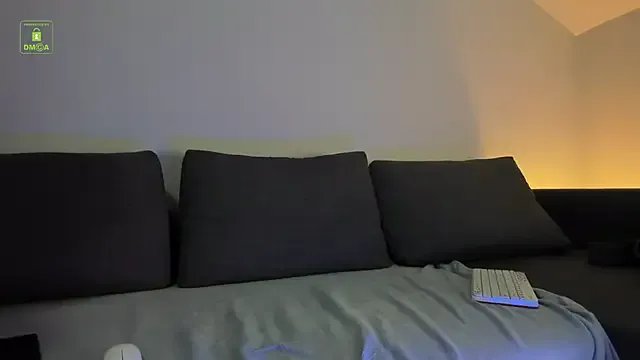 Perry_Knight on StripChat