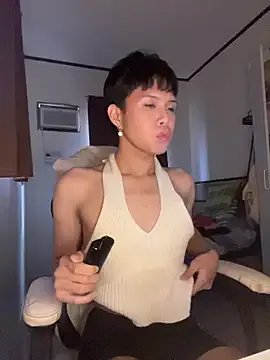 Plaxtique on StripChat