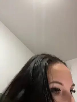 Playful_Amanda on StripChat