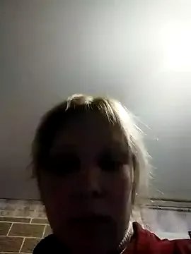 Ponka2011 on StripChat