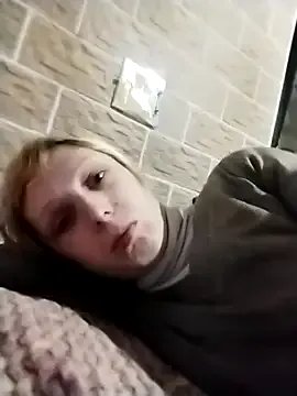 Ponka2011 on StripChat