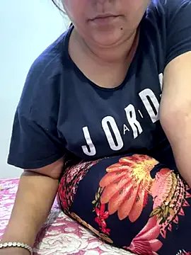 Preet_Kaur_69 on StripChat