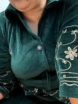 Preet_Kaur_69 on StripChat