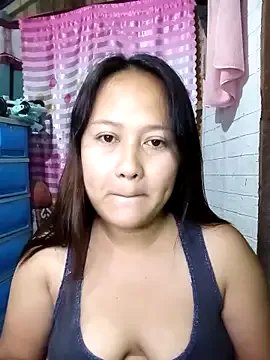 pretty_me092121 on StripChat