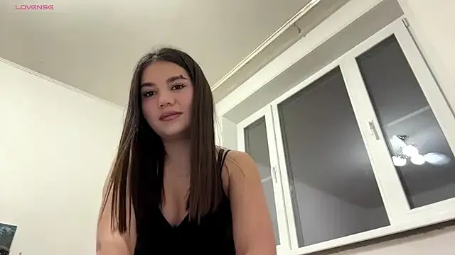 Priscillla_Cute on StripChat