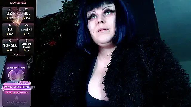 Psychobitch7 on StripChat