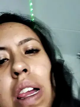 Queen_Ashly on StripChat