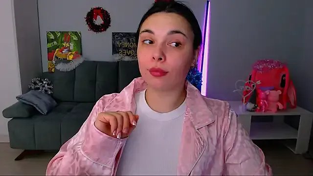 queenofthesense_ on StripChat